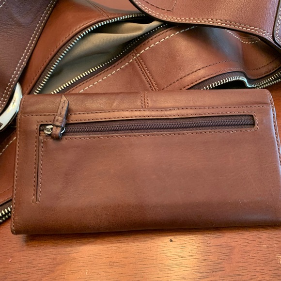 COACH NWOT Large Hobo Handbag with Matching Wallet New - Picture 8 of 9